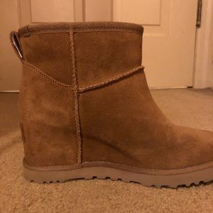 WORN ONCE Ugg wedge booties! Women’s size 5